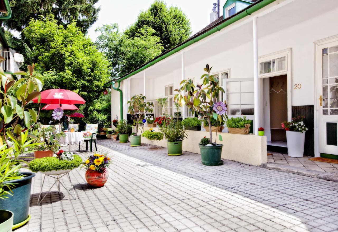 Pension Margit Baden Exterior photo